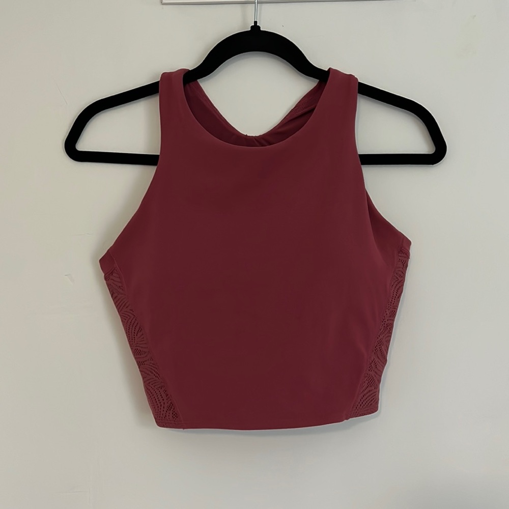 Athleta Conscious Lace back Crop in magenta medium